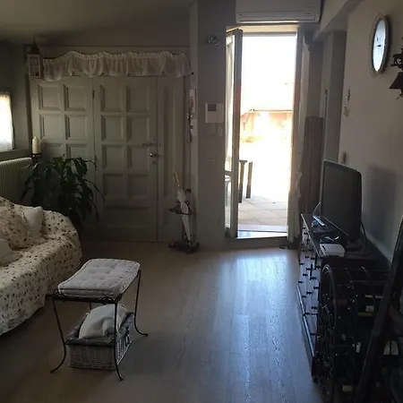 Rinidia - Celso Cittadini Apartmán *